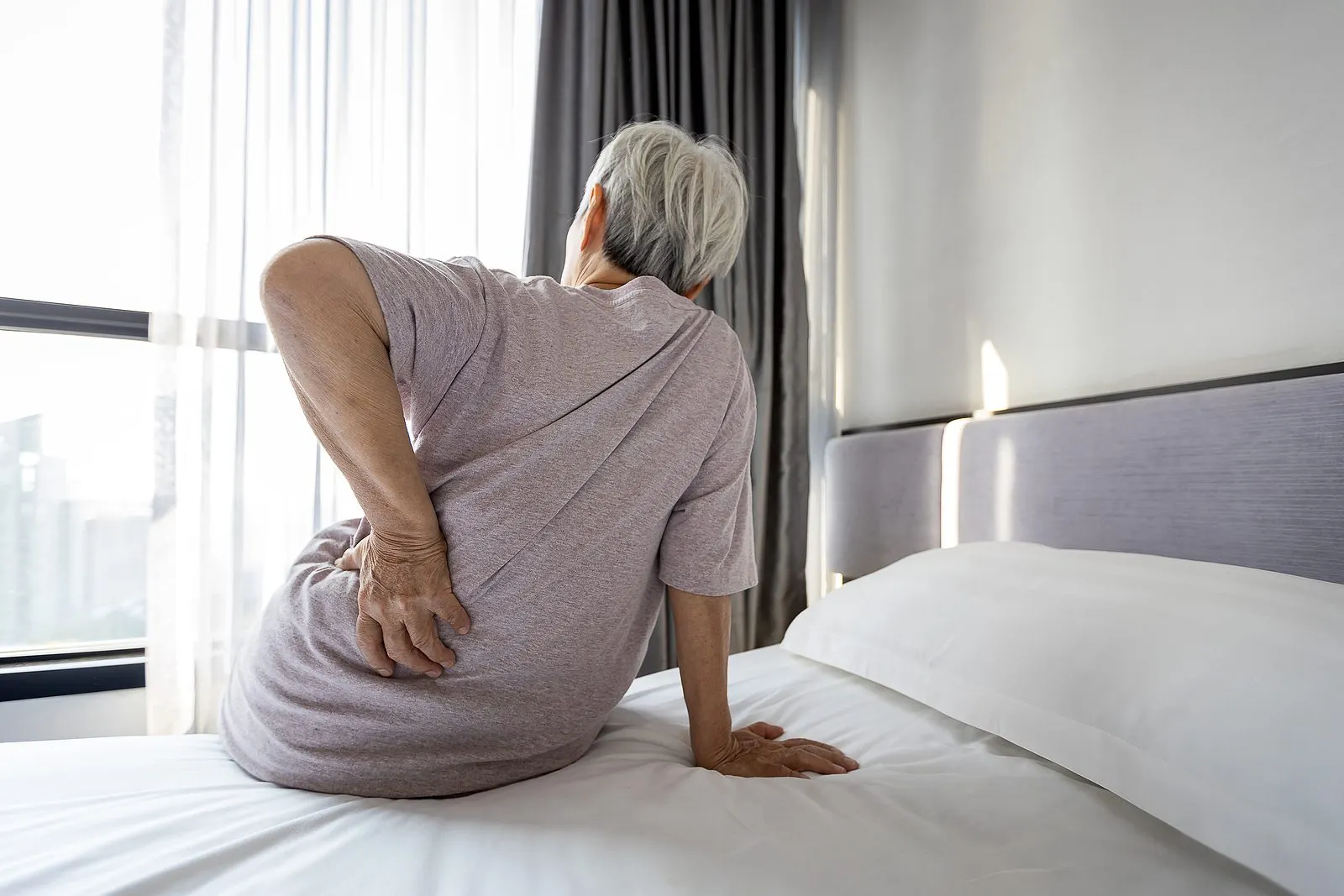 The Connection Between Hip Fractures and Mental Health